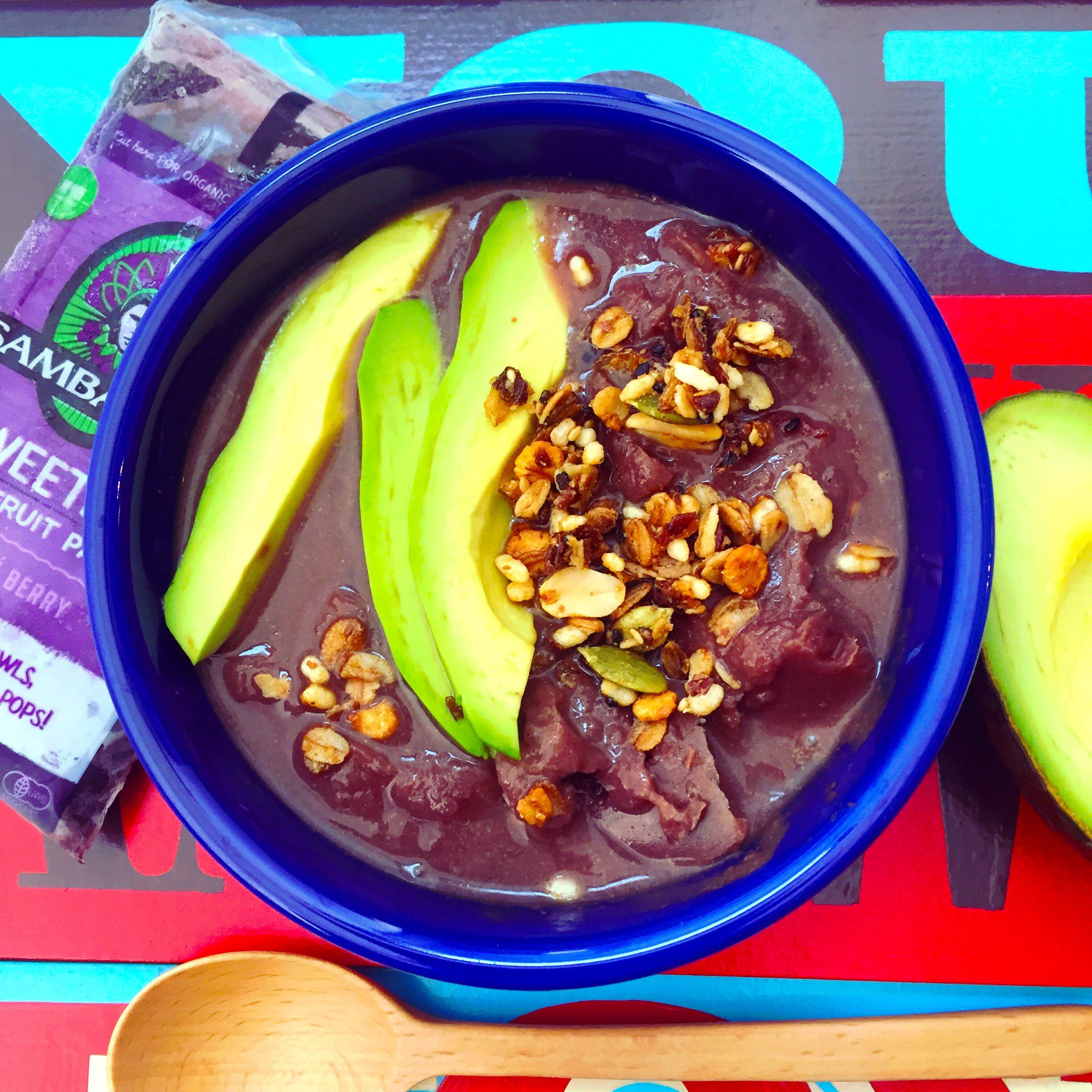 Acai Bowl with Nutritious New Zealand Avocado - New Zealand Avocado