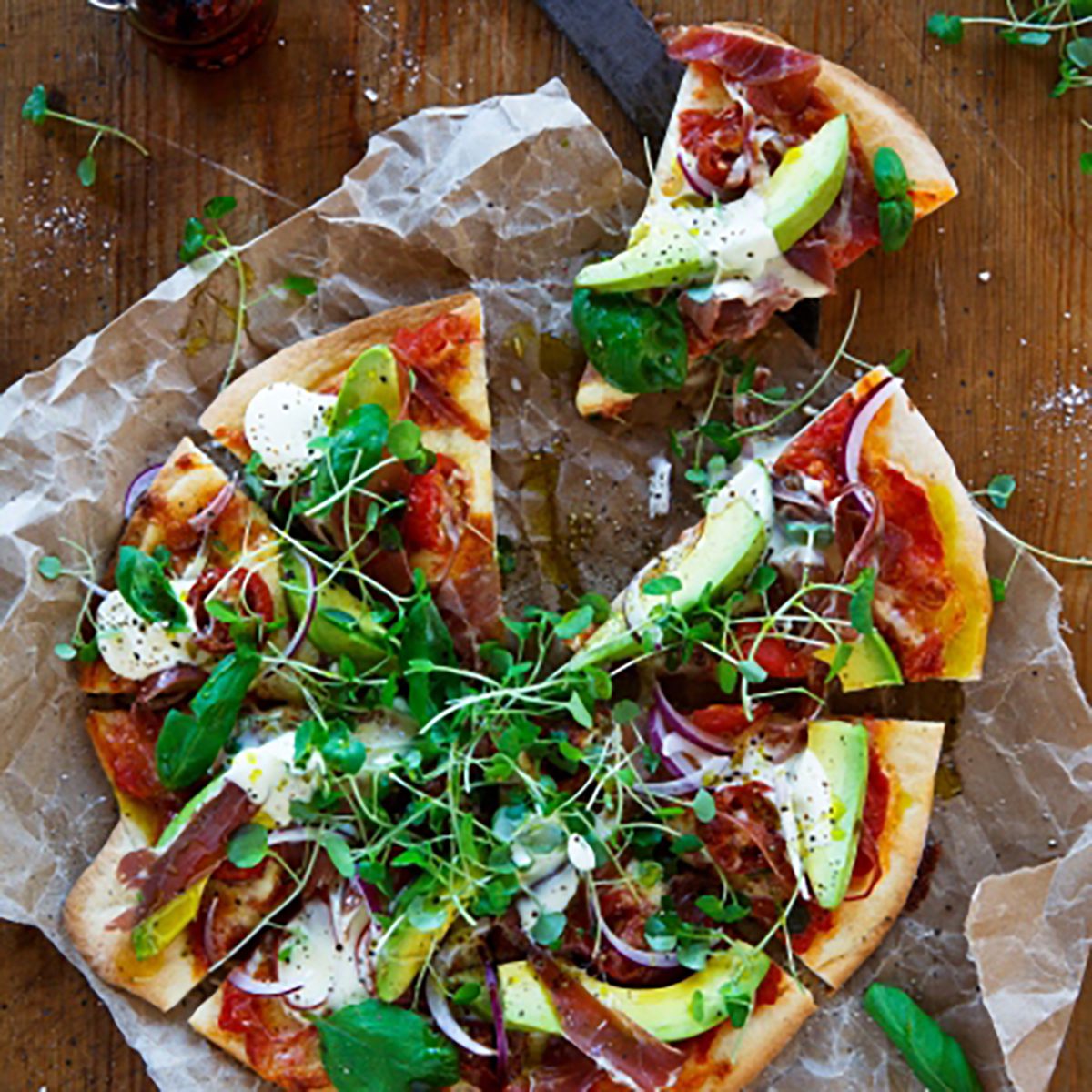 Avocado and Proscuita Pizza - New Zealand Avocado