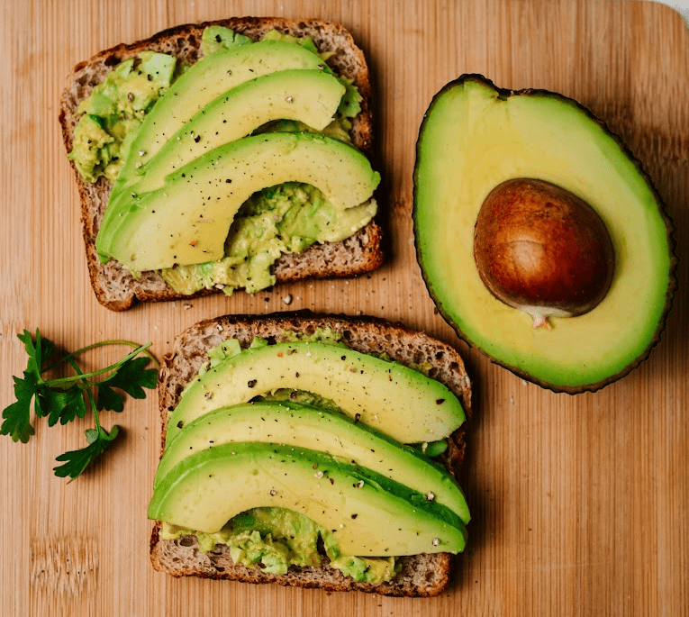 Avocado and smashed peas on toast